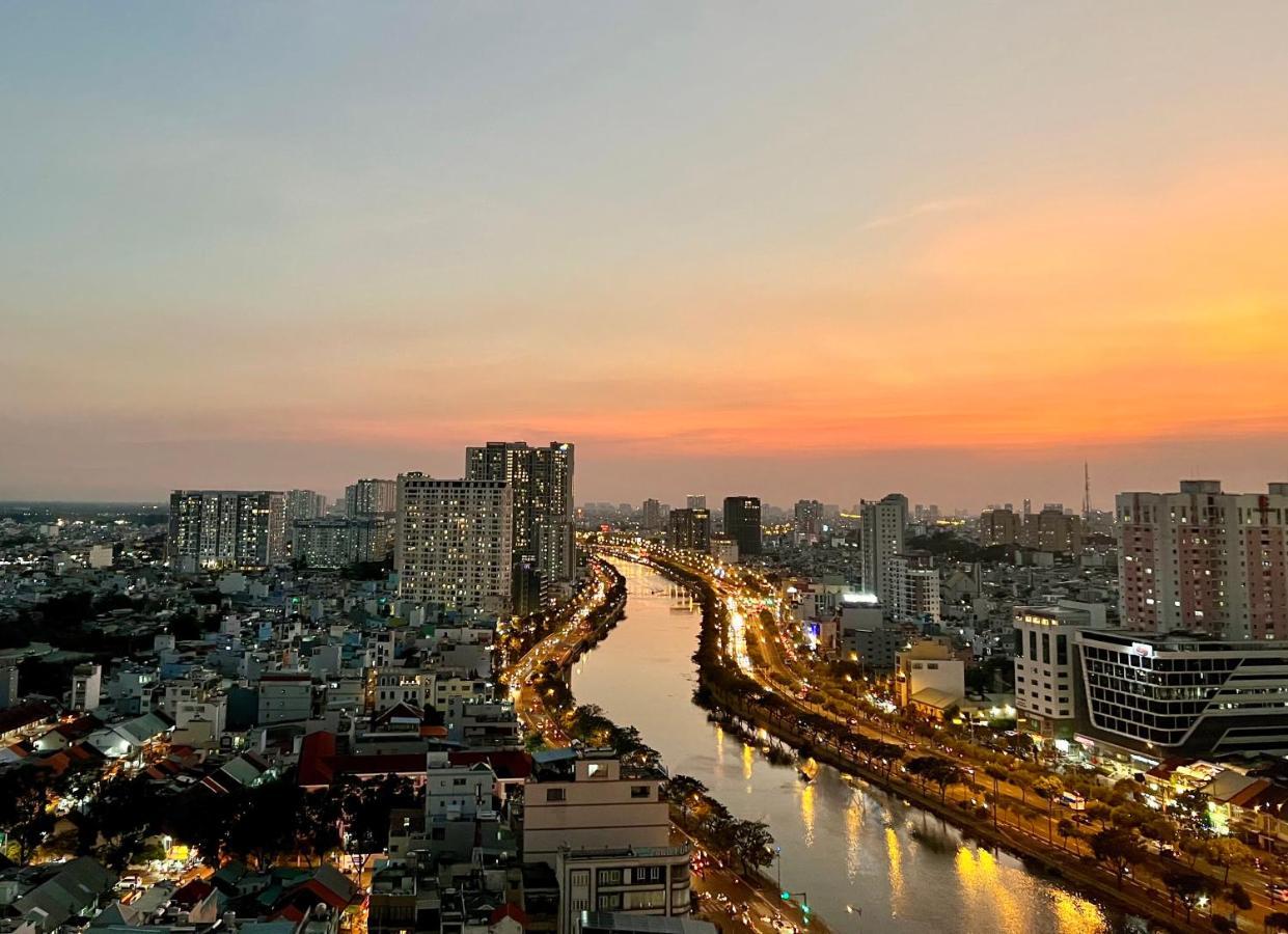 Spacious Saigon - Infinity Pool Signature Ho-Chi-Minh-Stadt Exterior foto
